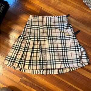 Burberry Cream A-Line Mini Skirt Pleated Casual